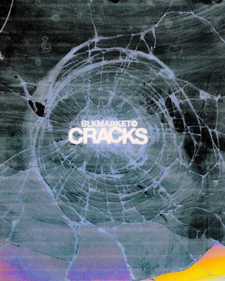 玻璃破碎裂缝纹理图片 BLKMARKET – Cracks-图片效果社区-图片设计-后期素材库